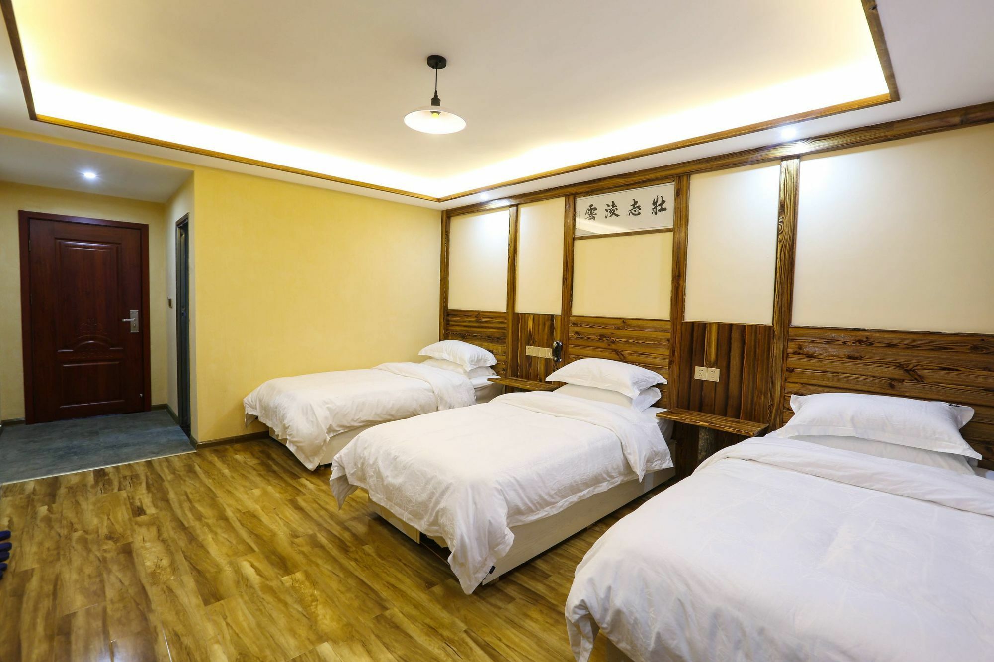 Yunshe Yuanlaiju Guesthouse จางเจียเจี้ย ภายนอก รูปภาพ
