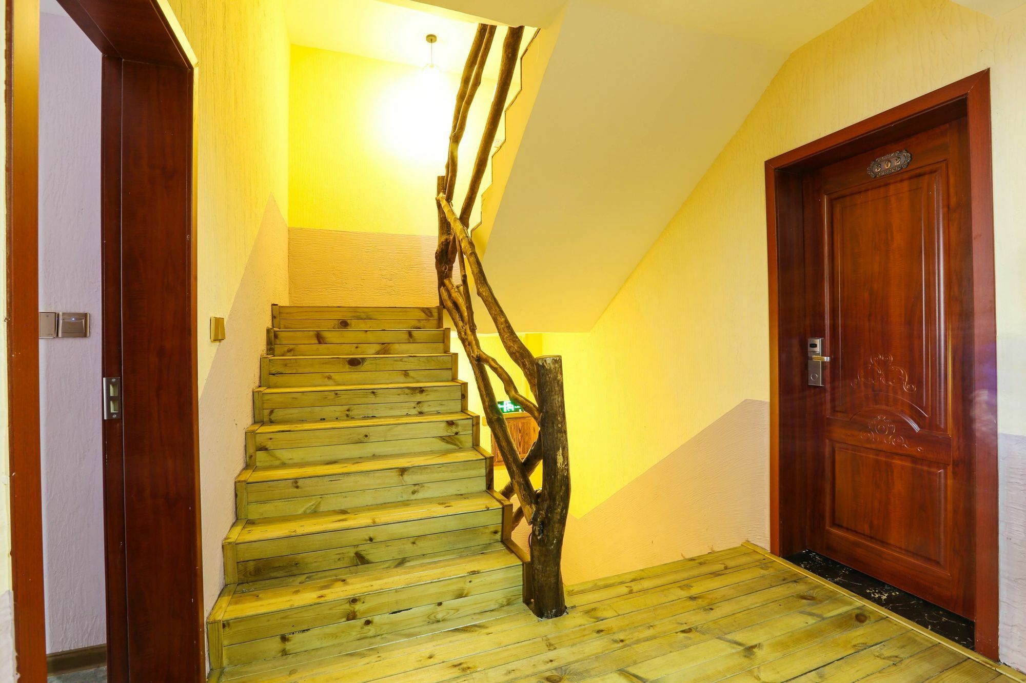 Yunshe Yuanlaiju Guesthouse จางเจียเจี้ย ภายนอก รูปภาพ